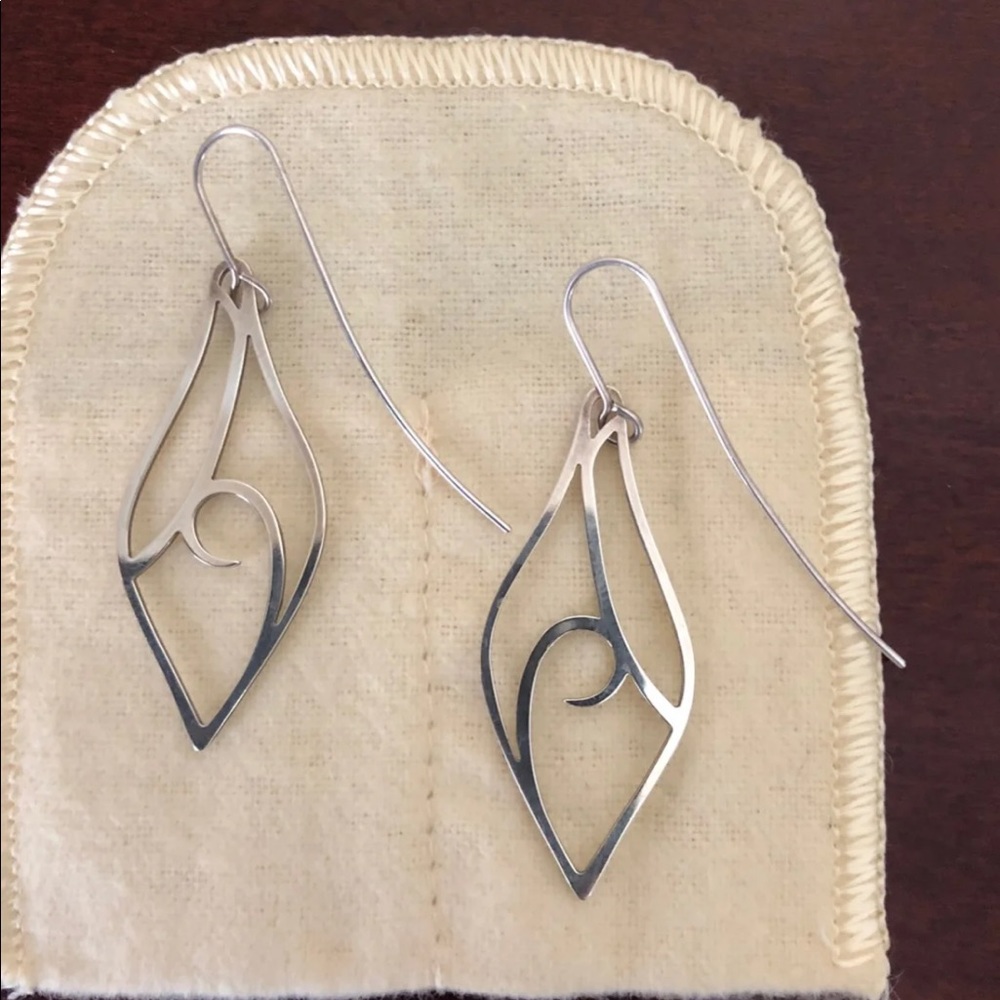 James Avery swirl earrings